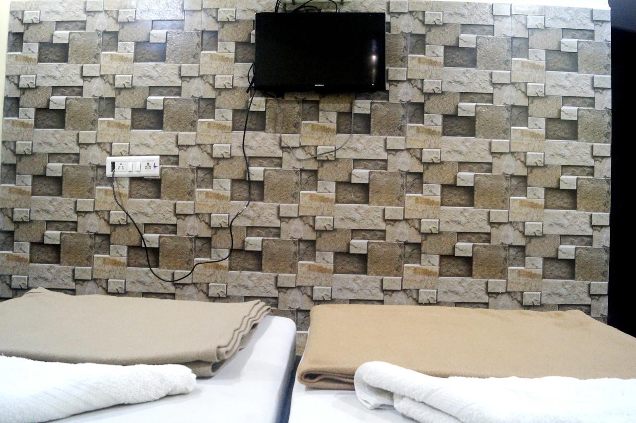Hotel Zam Zam Palace 孟买 外观 照片